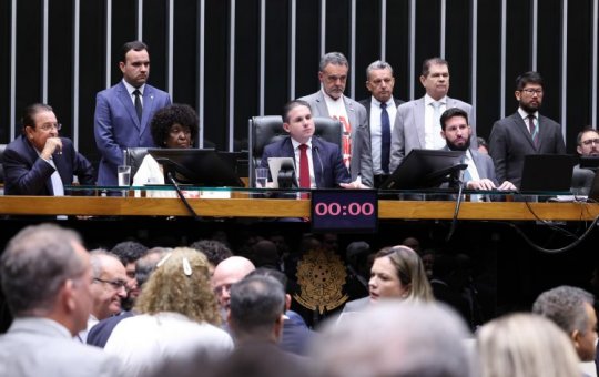 Hugo Motta defende fim da escala 6x1 e afirma: “A redução não é a vilã da produtividade”