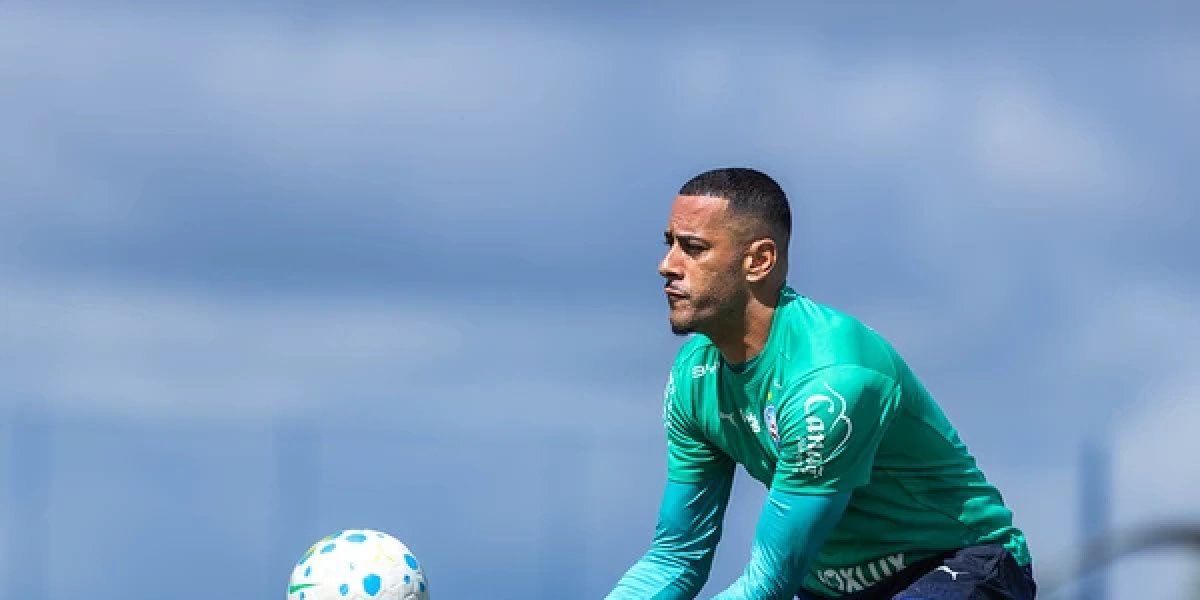 Bahia confirma lesão grave de Léo Vieira, que deve ficar fora da temporada de 2026