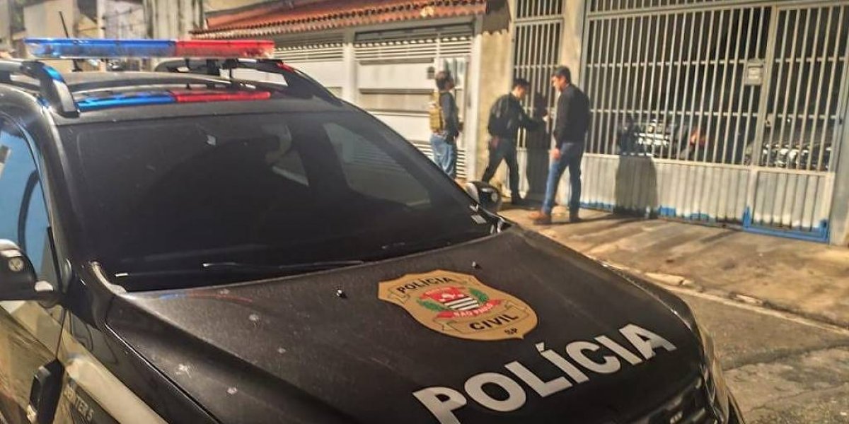 Mulher é presa suspeita de vender vídeos de maus-tratos e mortes de animais na internet