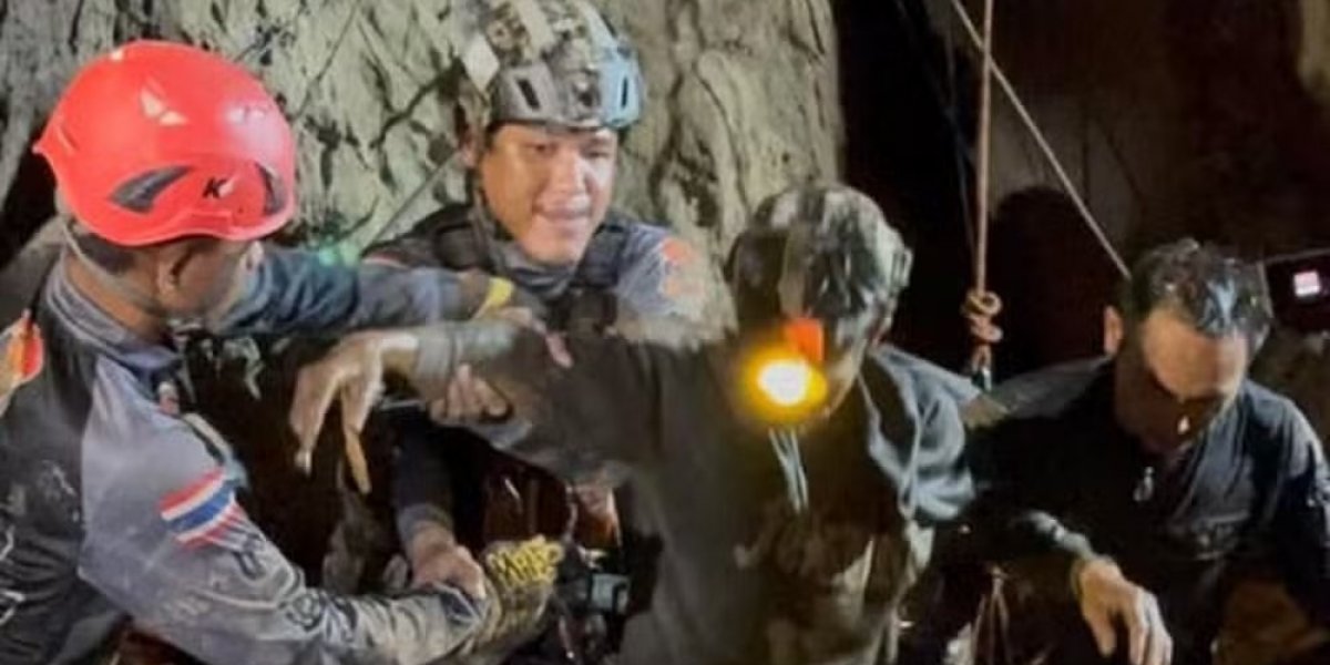 Primeiro sobrevivente resgatado em Laos