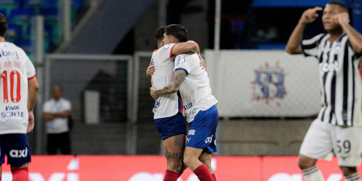Para lavar a alma! Debaixo de chuva, Bahia vence o Botafogo e encerra sequência sem triunfos
