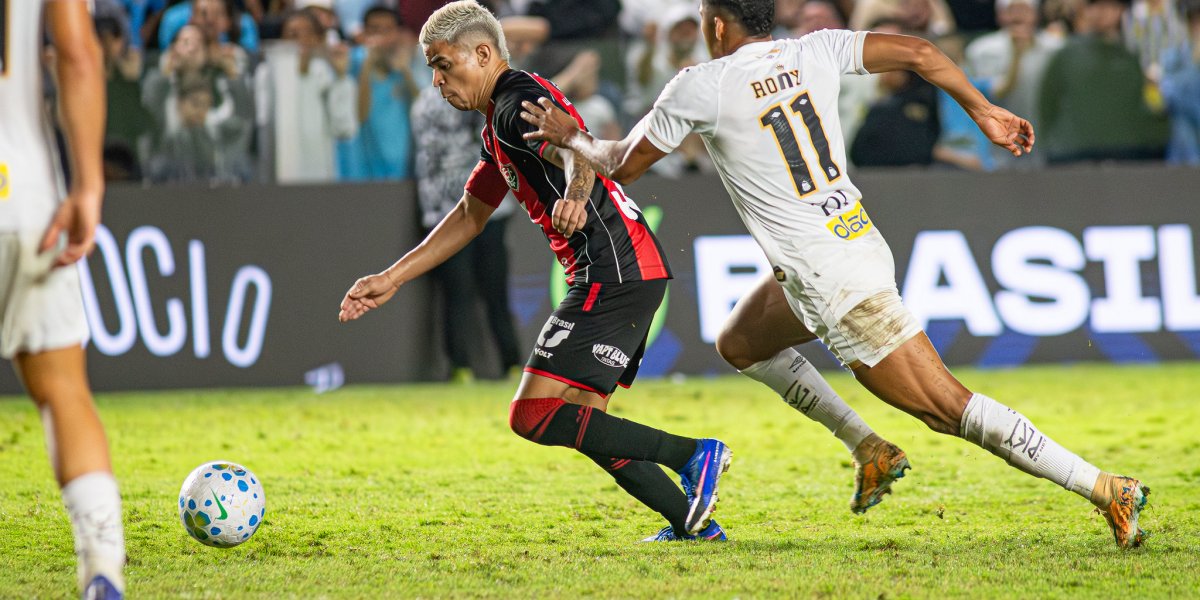 Vitória perde mais uma fora de casa e segue sem vencer como visitante na Série A