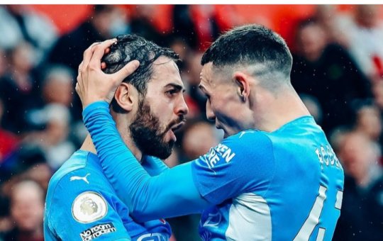 City vence clássico de Manchester e assume vice-liderança do Inglês