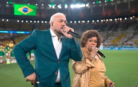 Após Belo e Alcione, internautas resgatam versões inusitadas do Hino Nacional feitas por famosos