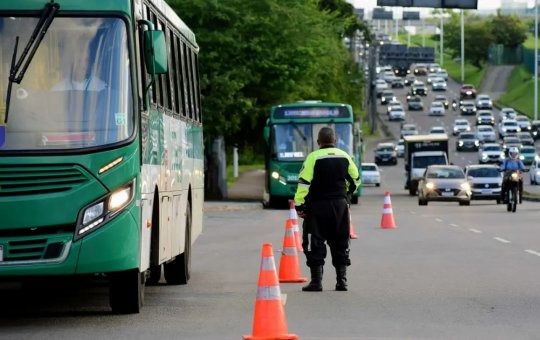 Semob intensifica fiscalização contra transporte irregular em Salvador