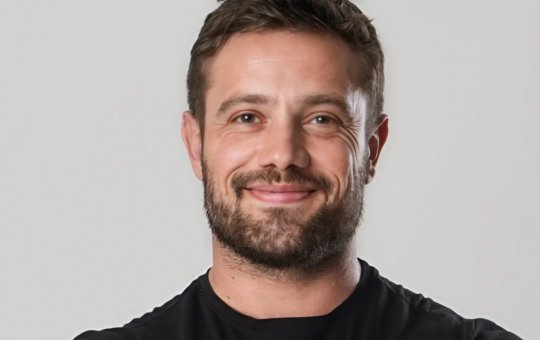 Após sofrer recaída, ator Rafael Cardoso se interna voluntariamente em clínica de reabilitação