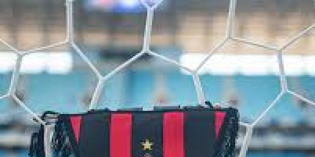 Vitória pode voltar a campo antes do fim da Copa do Mundo, diz Fábio Mota