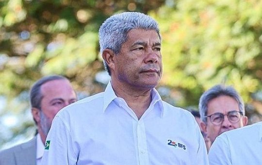 Jerônimo Rodrigues se solidariza com ACM Neto após pouso forçado de aeronave