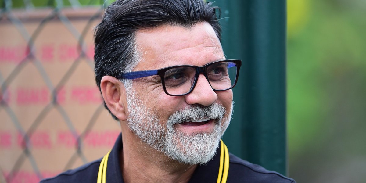 Ricardo Rocha, ex-zagueiro da Seleção Brasileira, é detido em tentativa de embarcar para a Copa do Mundo