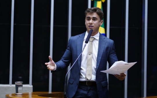 Nikolas defende direito de pais não enviarem filhos à escola e chama professores de “desconhecidos”