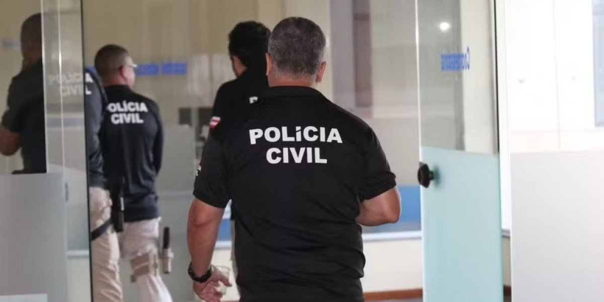 Homem é preso em flagrante suspeito de agredir e queimar enteado de 3 anos na Bahia