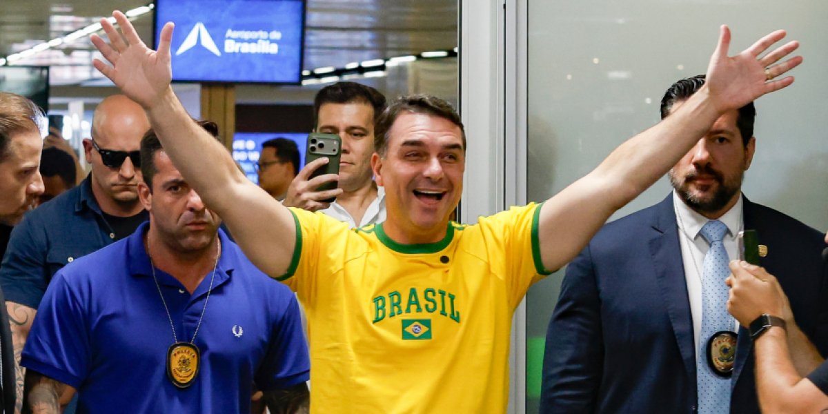 Flávio Bolsonaro deve ter candidatura à Presidência oficializada pelo PL em julho