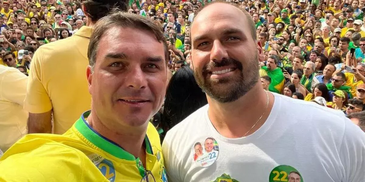 Eduardo Bolsonaro diz que Flávio corre risco de ser assassinado durante a campanha eleitoral
