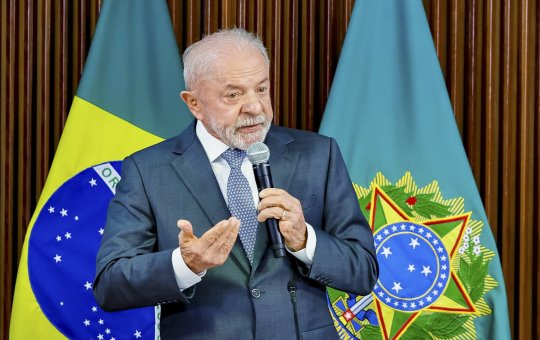 Lula é o primeiro chefe de Estado a chegar ao local da cúpula do G7, na França