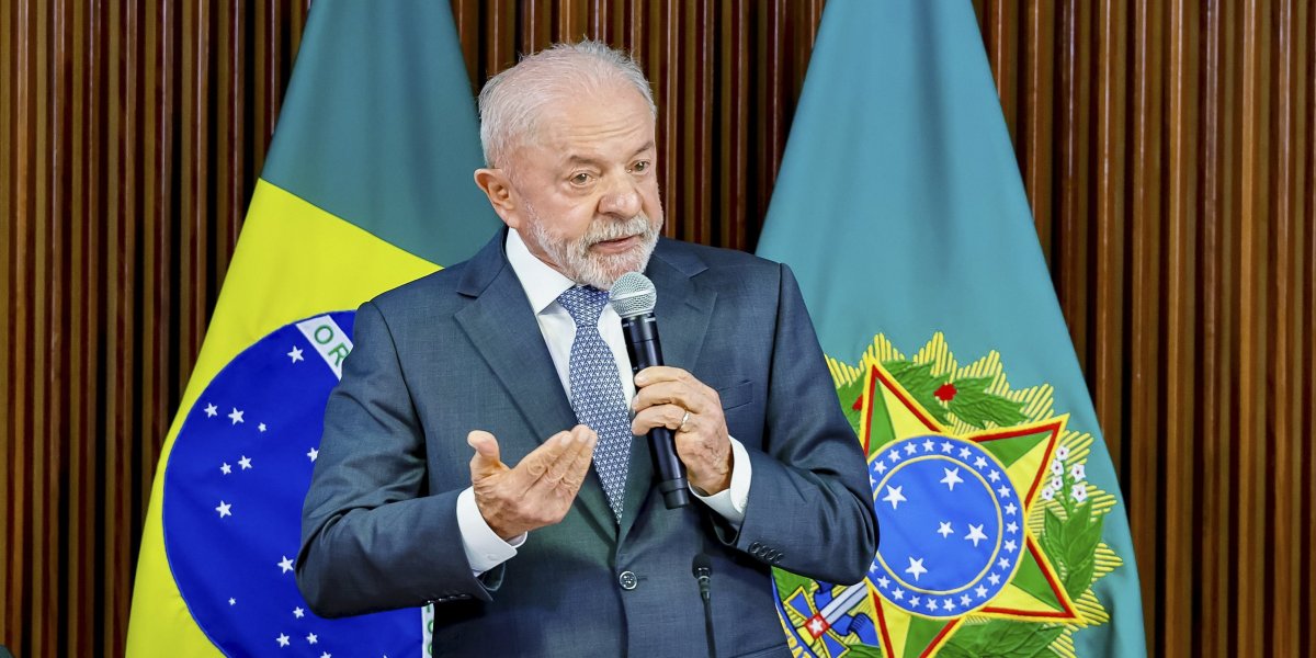 Lula é o primeiro chefe de Estado a chegar ao local da cúpula do G7, na França
