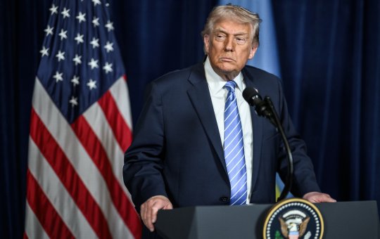 Trump afirma no G7 que cenário político no Brasil é perigoso