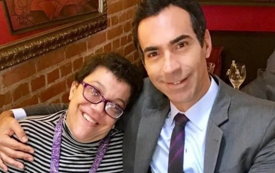 César Tralli emociona ao homenagear irmã que faleceu: "Cuide bem de quem tá perto de você sempre"