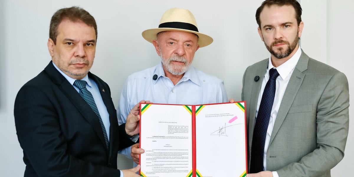 Lula assina decreto para bloquear recursos de bets ilegais e destiná-los à segurança pública