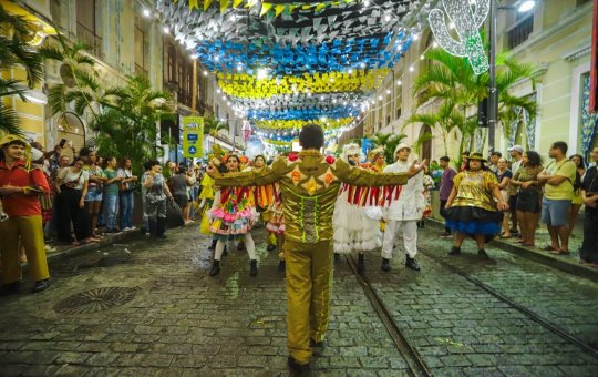 Pelourinho concentra atrações e público durante programação do São João em Salvador