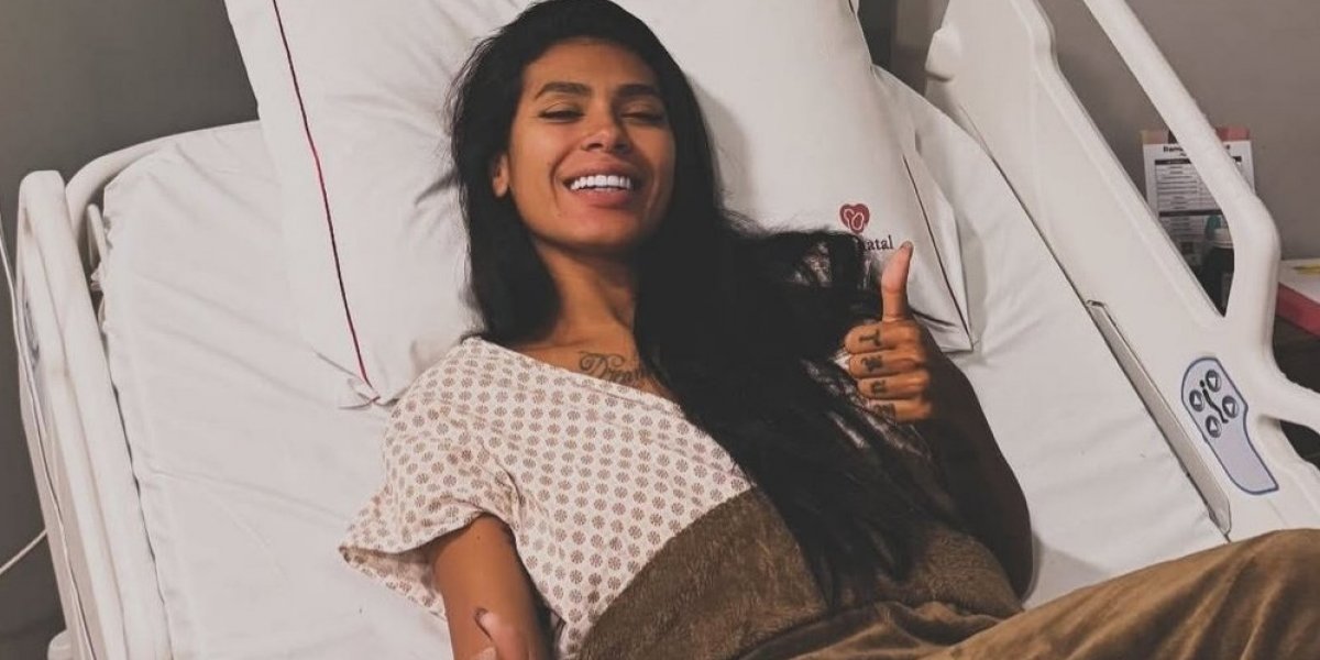 Pocah tranquiliza seus fãs após passar por cirurgia de emergência em região íntima