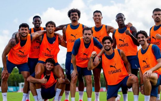 Atacante de Portugal rebate polêmica sobre C. Ronaldo: “Não temos obrigação de passar a bola para ele”