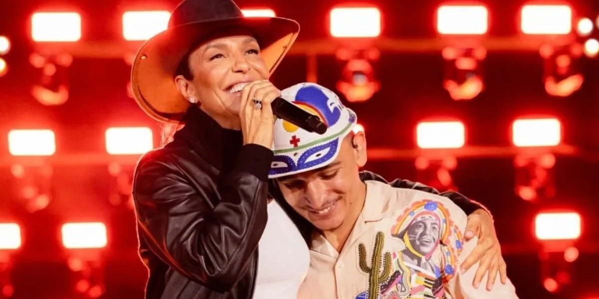 Ivete Sangalo faz participação surpresa em show de João Gomes no São João de Petrolina
