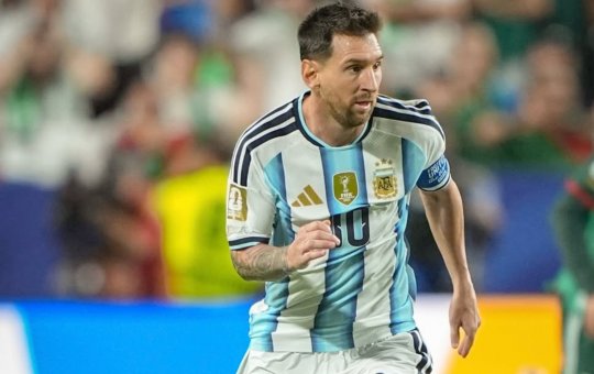 No topo! Messi se isola como maior artilheiro da história das Copas
