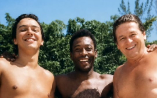 Boni relembra amizade com Pelé ao resgatar foto rara ao lado do Rei e de Boninho