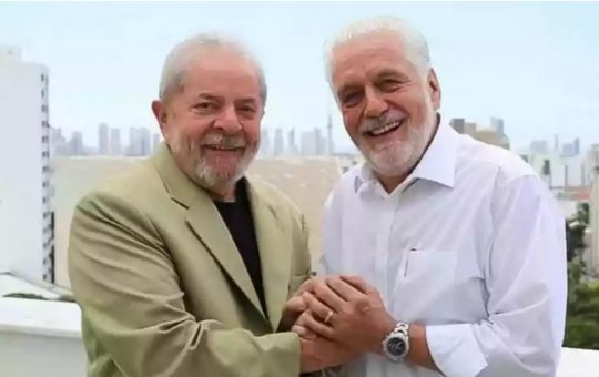 Jaques Wagner anuncia saída da liderança do governo Lula no Senado