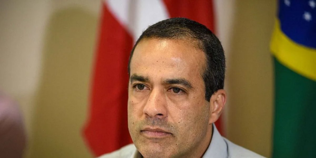 Bruno Reis diz que greve dos garis trouxe “grande prejuízo à cidade” e prevê limpeza total até segunda-feira