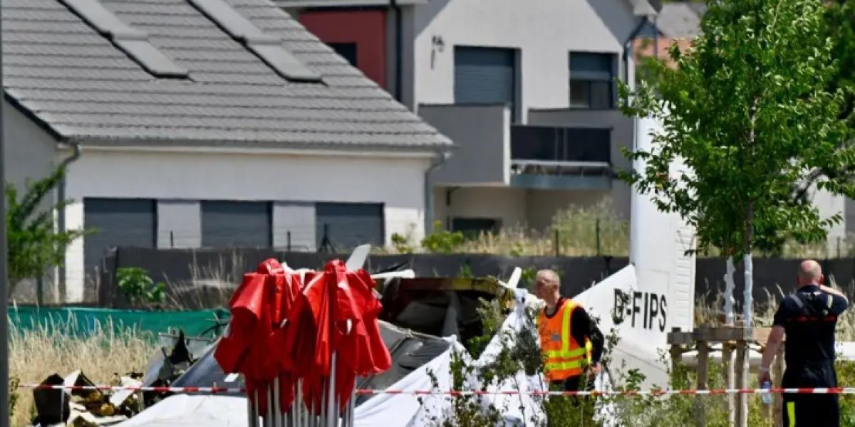 Queda de avião de escola de paraquedismo deixa 11 mortos na França