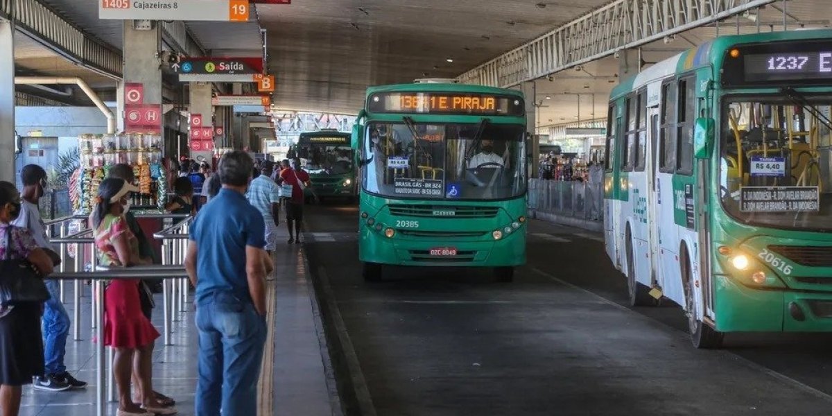 Ônibus terão operação especial em Salvador e suspensão temporária na RMS durante jogo do Brasil