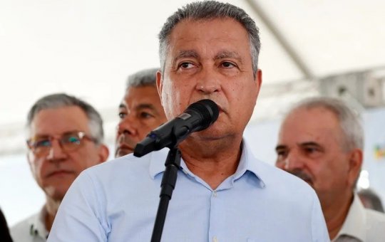 “Querem o retrocesso da Bahia”, diz Rui Costa ao falar sobre oposição no 2 de Julho em Salvador