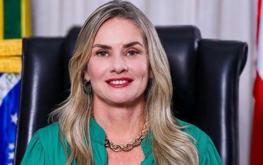 Ivana Bastos reage a falas da oposição sobre a Ponte Salvador–Itaparica e classifica postura como “lamentável”