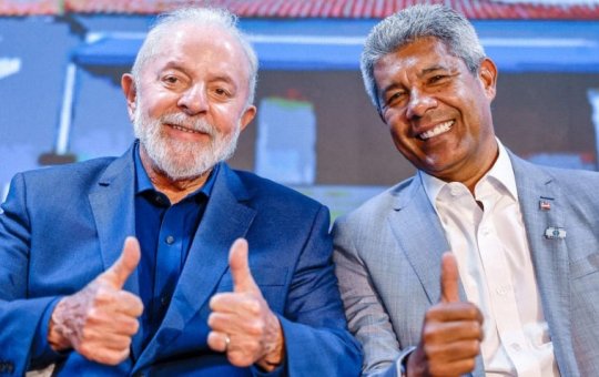 Lula liga para Jerônimo durante evento em Salvador e agradece apoio de lideranças baianas