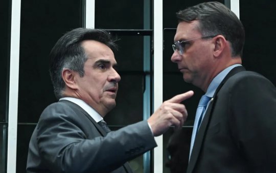 Rompido com Flávio Bolsonaro, Ciro Nogueira diz ter “admiração enorme” por Lula