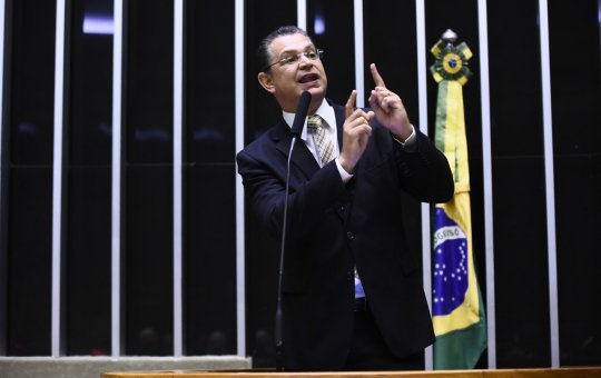 Líder do PL, Sóstenes Cavalcante associa pênalti perdido pelo Brasil ao número 13: 'Praga'
