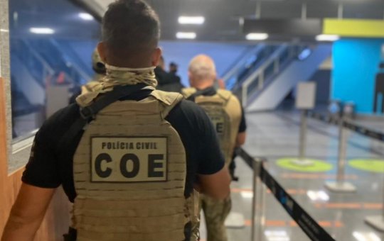 Líder de grupo criminoso na Ilha de Vera Cruz é preso no aeroporto de Salvador
