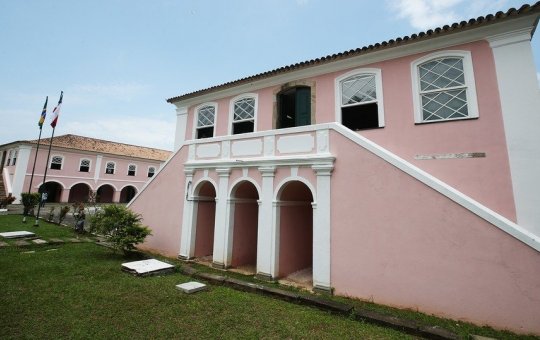 Leilão do Arquivo Público da Bahia é suspenso após decisão judicial