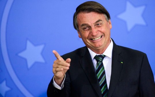 PF faz buscas na casa de Jair Bolsonaro por armas, mas não encontra armamentos, diz defesa