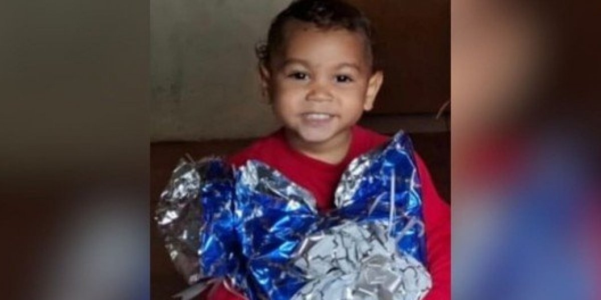 Menino de 3 anos não resiste após ser espancado pelo pai por não dar "bom dia"