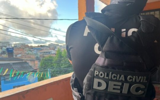 Operação Hexa prende suspeitos de roubar turistas na Orla da Barra, em Salvador