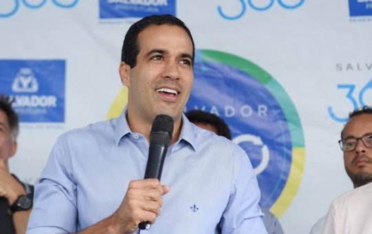 Bruno Reis entrega contenção de encosta em Tubarão e anuncia novos equipamentos na localidade