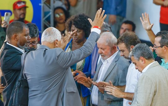 Lula publica jingle gospel em aceno ao eleitorado evangélico