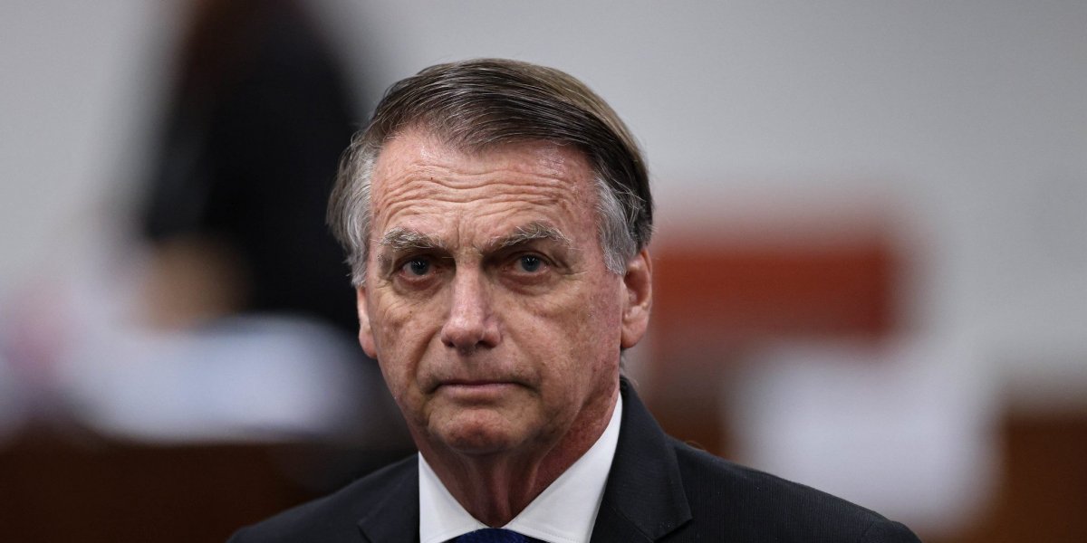 Defesa de Bolsonaro diz ao STF que ex-presidente não sabia da divulgação de carta por Flávio
