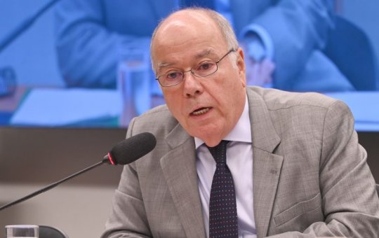 Mauro Vieira diz que EUA se incomodam porque Brasil "não se curvou" às exigências de Trump