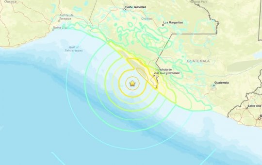 Terremoto de magnitude 7,3 atinge o México e provoca alerta de tsunami