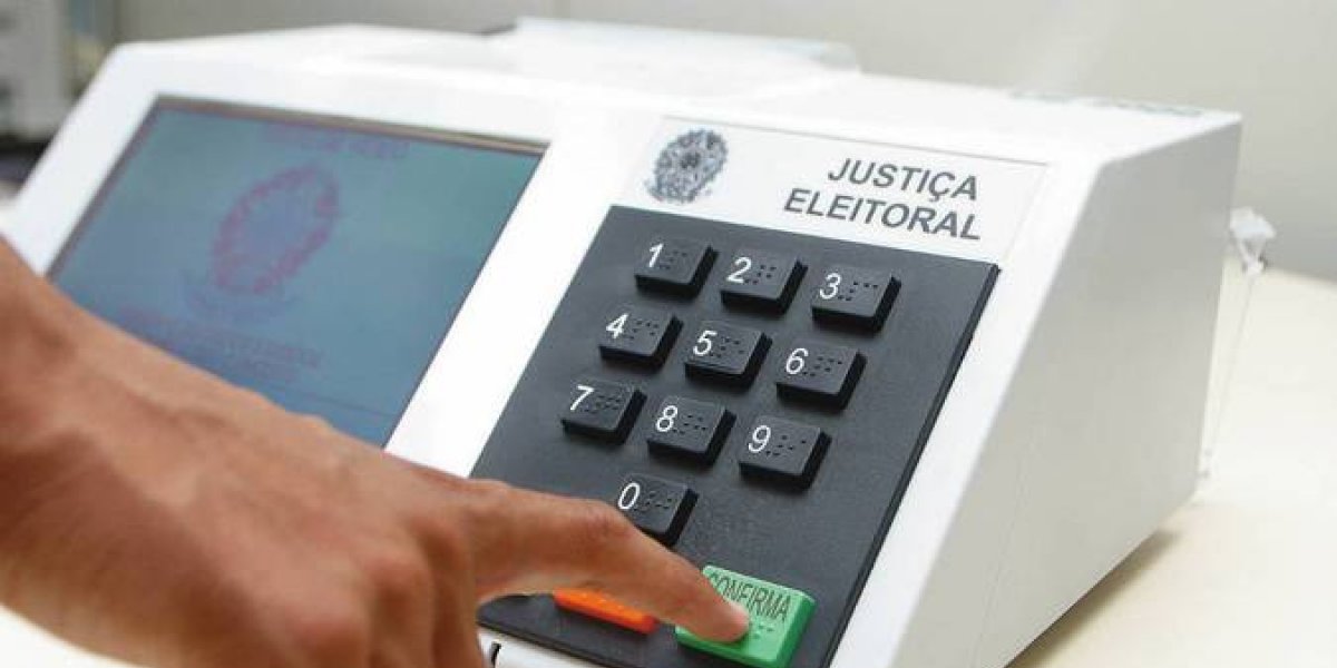 Justiça Eleitoral abre prazo para solicitação de voto em trânsito nesta segunda (20)