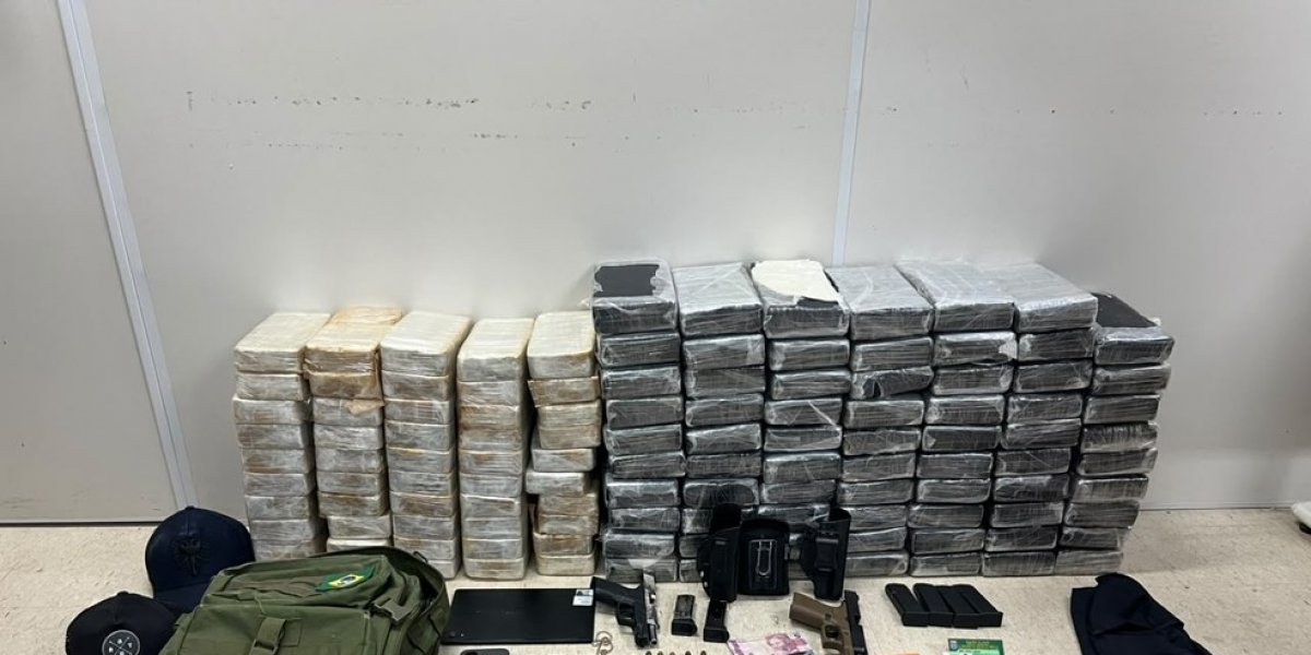 Delegada revela de onde vieram e para onde iriam drogas apreendidas com PM e estudante
