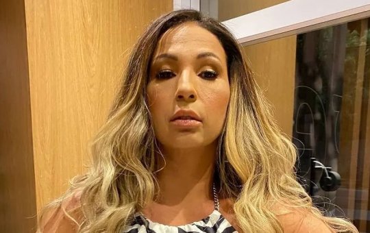 Valesca Popozuda é internada com pneumonia no Rio